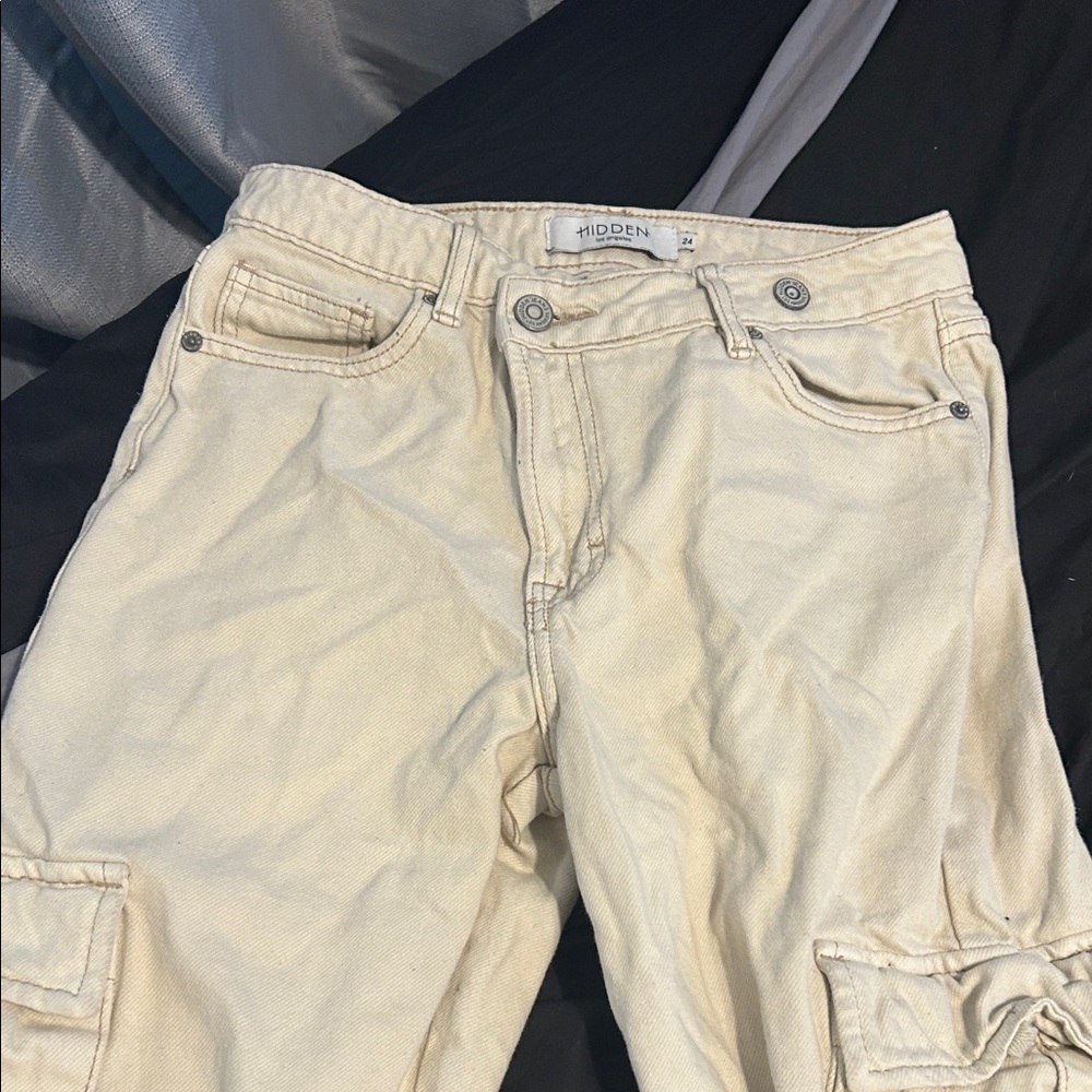 Women's Cream Cargo Pants